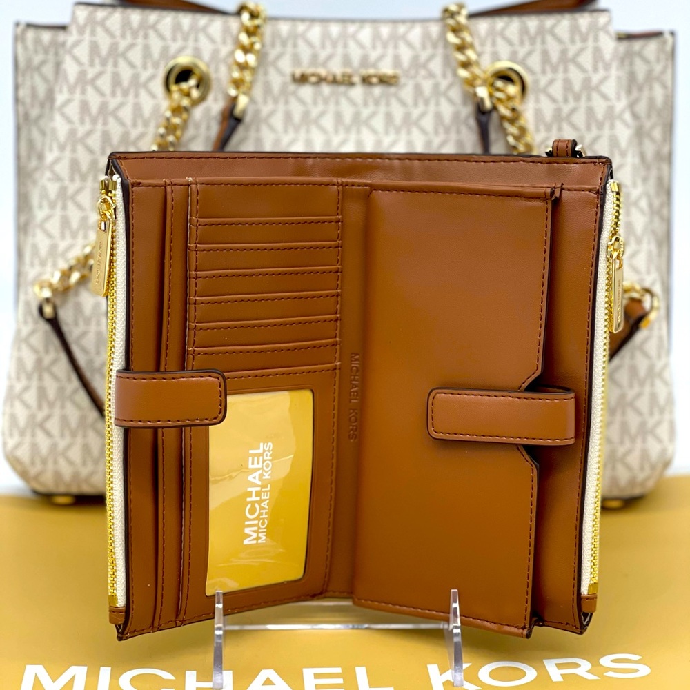 Michael Kors Teagen Bag & Double Zip Wallet - Picture 9 of 16